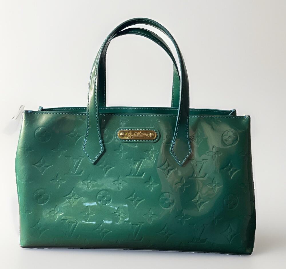 *Louis Vuitton* RARE! AUTHENTICATED Lagoon ( Green) Wilshire PM